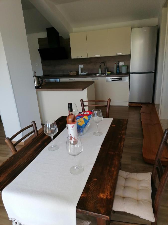Apartma Pergola Apartment *